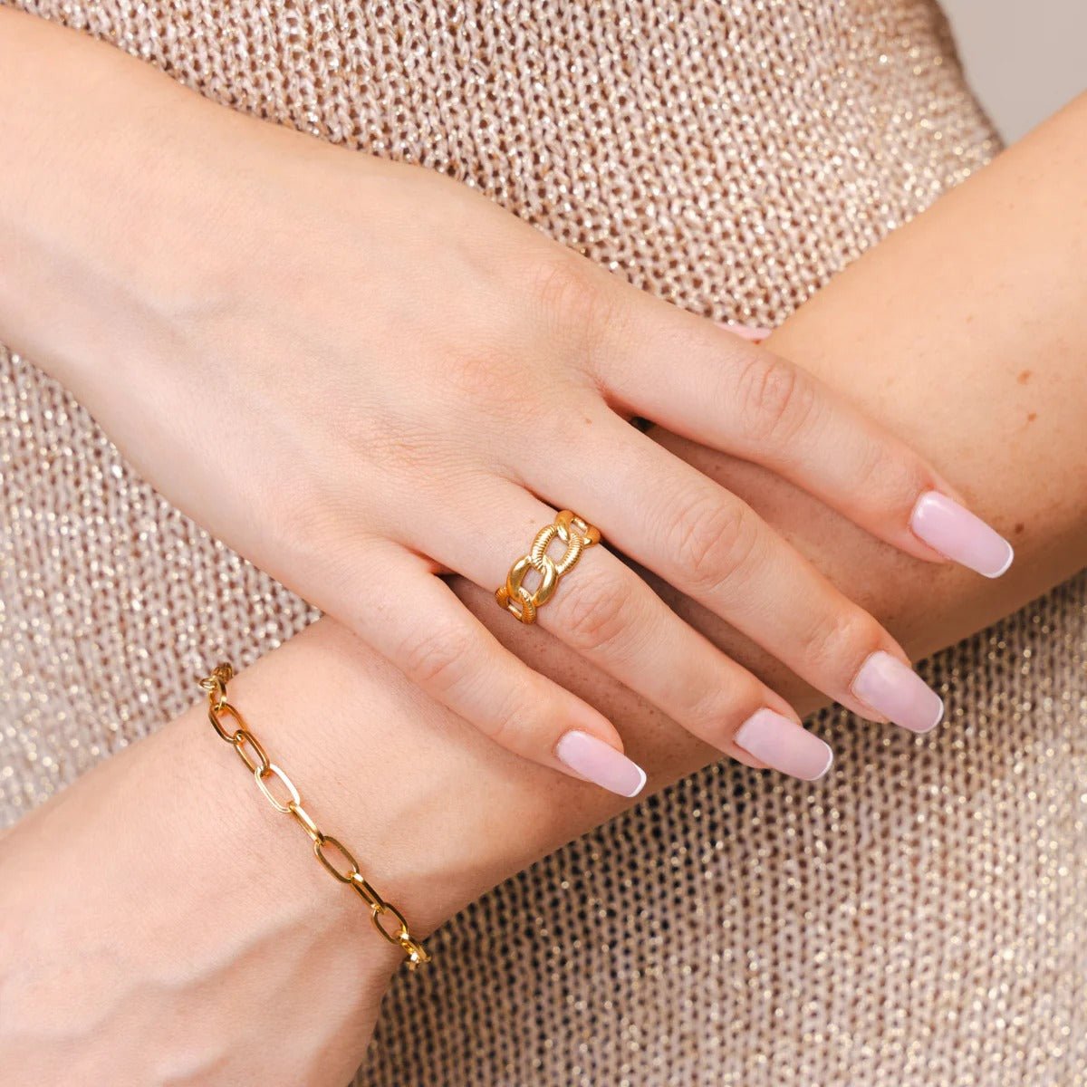 Bold Adjustable Chain Ring Plated in 18K Gold