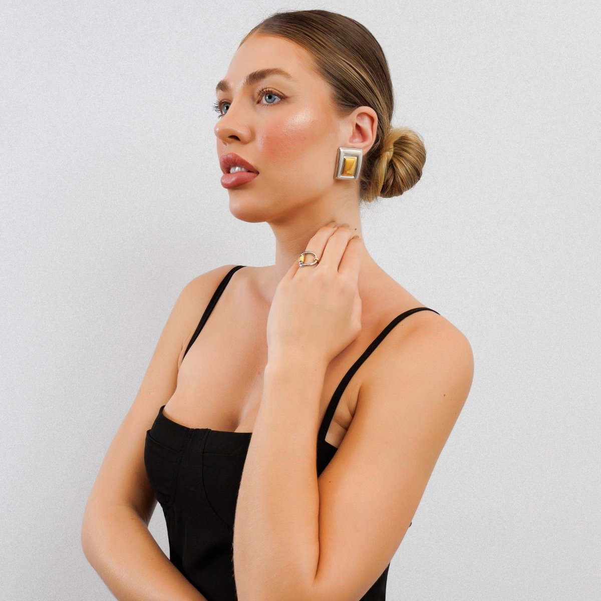 Adjustable Duo Link Ring with a Mix of Gold and Silver Plating