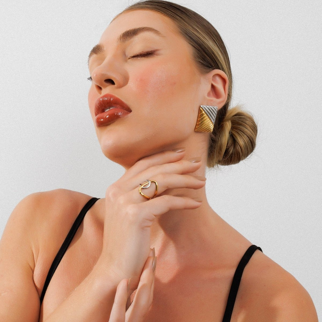 Adjustable Light Loops Ring with a Mix of Gold and Silver Plating