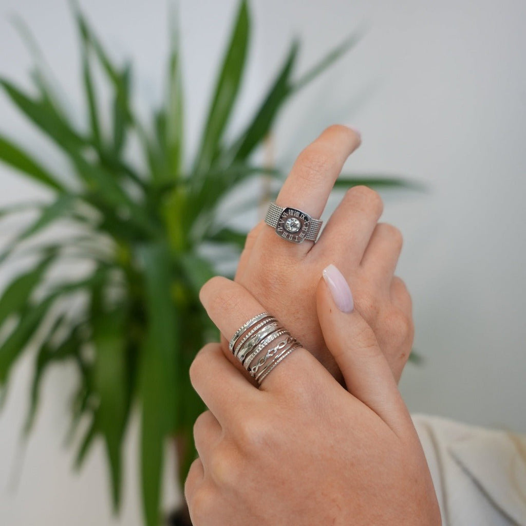 Royale Adjustable Ring - Silver