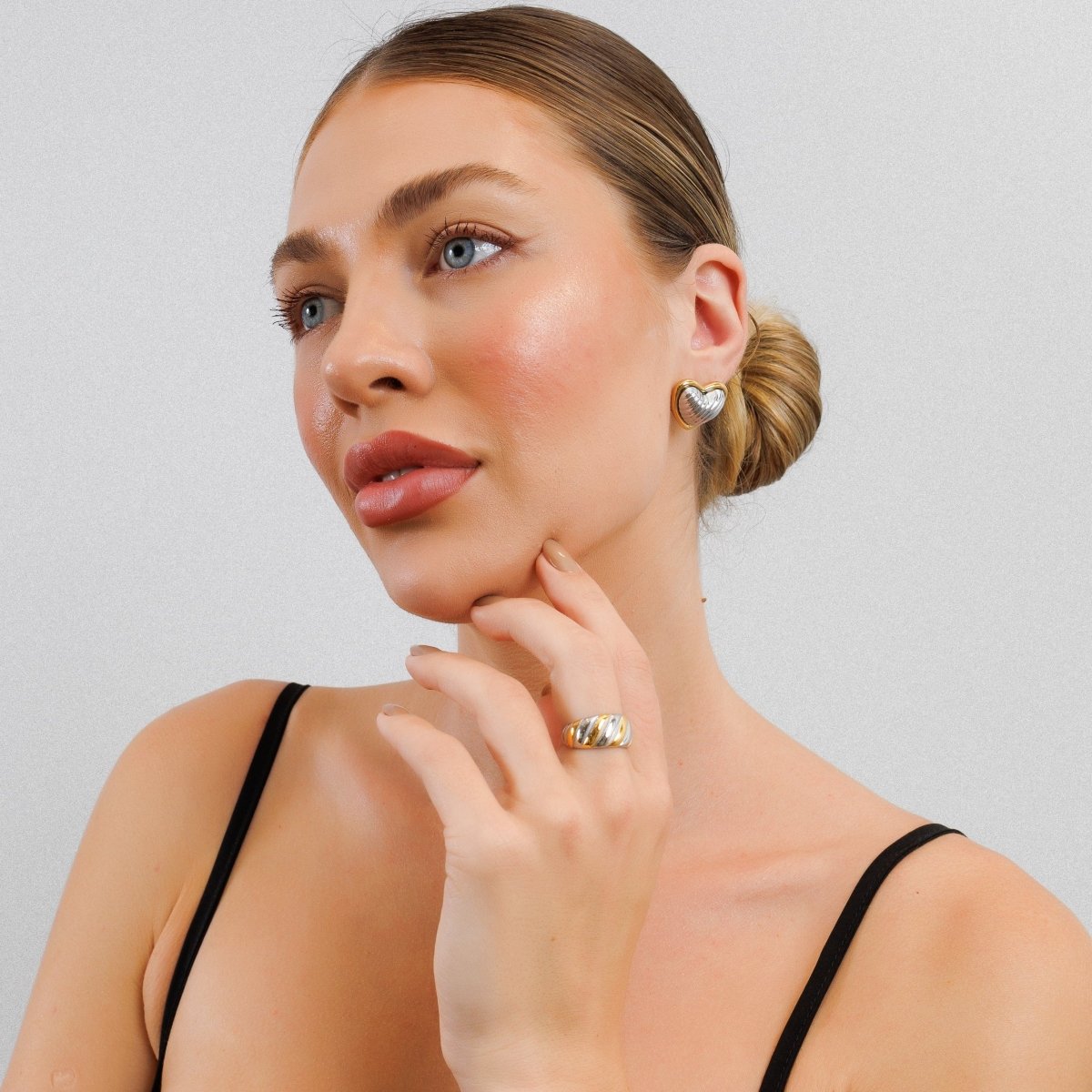 Adjustable Twist Ring with a Mix of Gold and Silver Plating