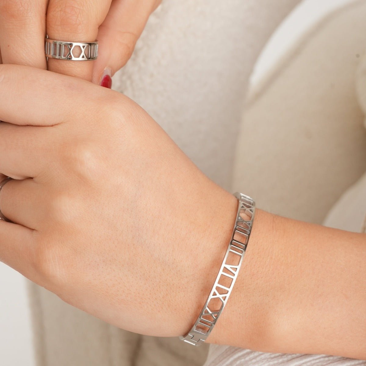 Roman Numeral Bracelet - Silver