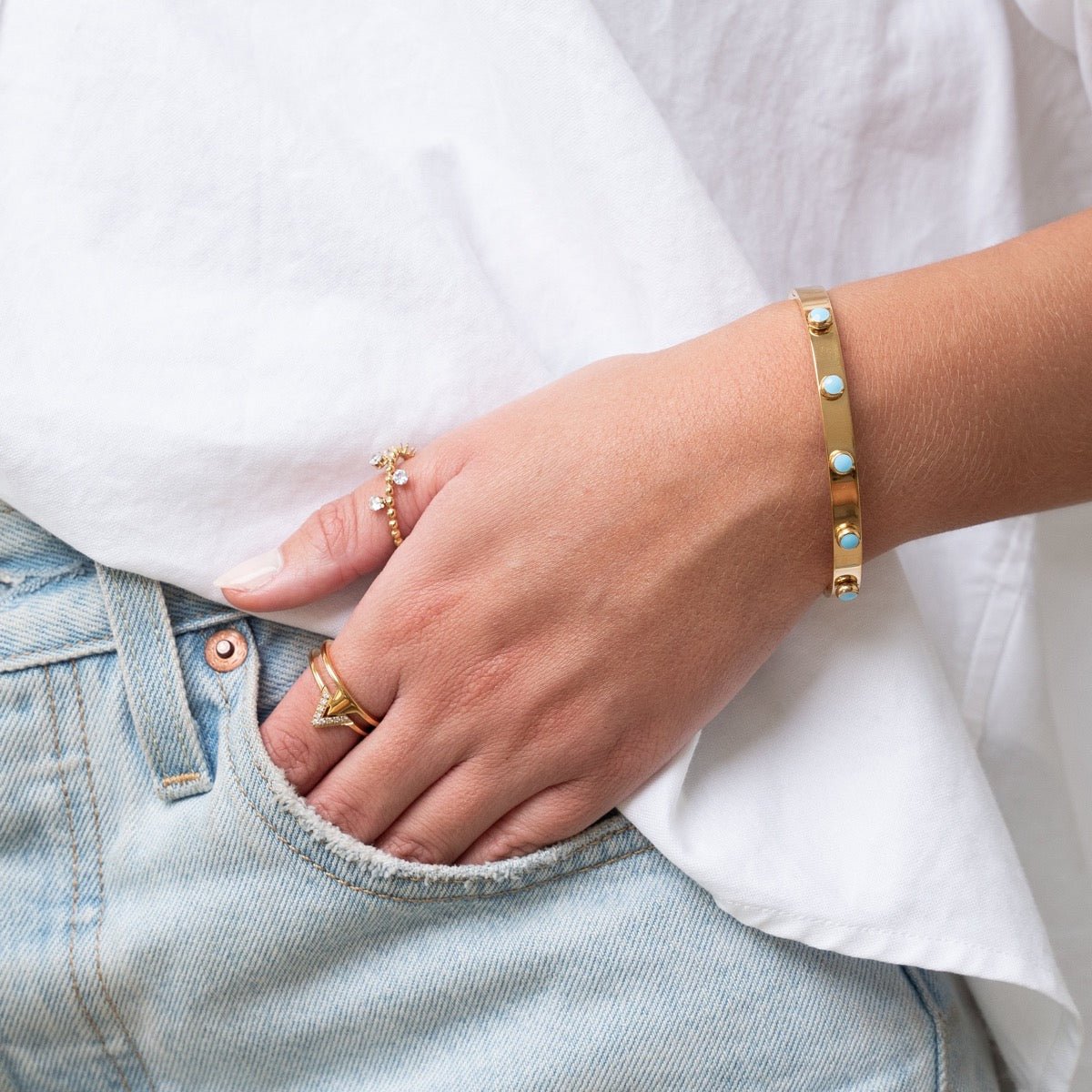 Aqua Stone Bracelet Plated in 18K Gold