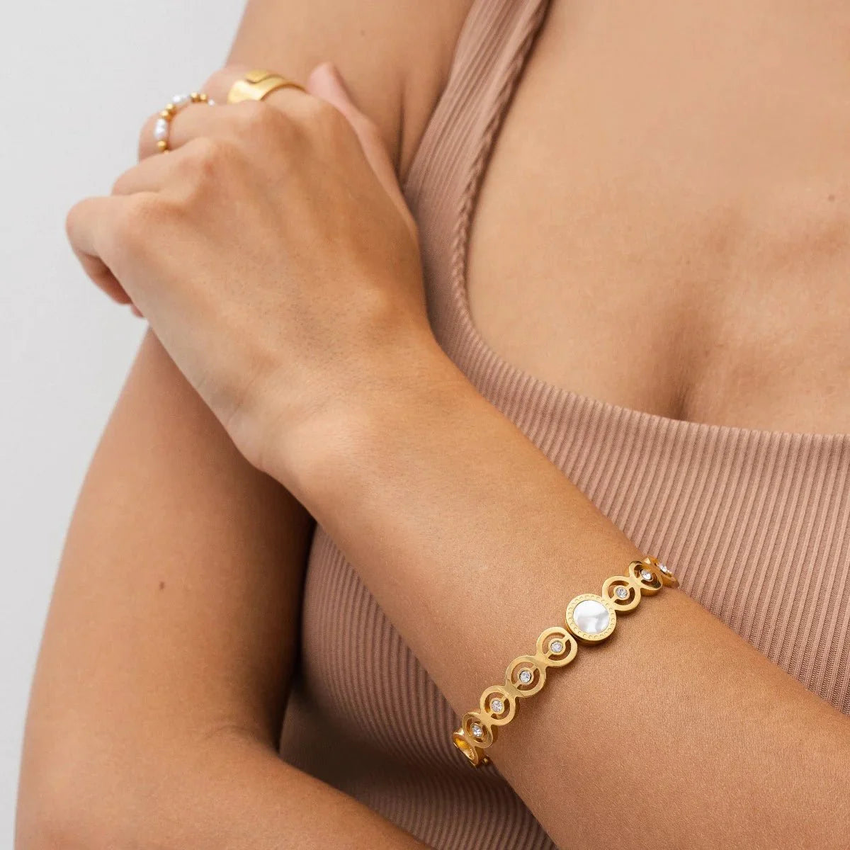 Olivia Bracelet with Cubic Zirconia Stone, 18k Gold Plated