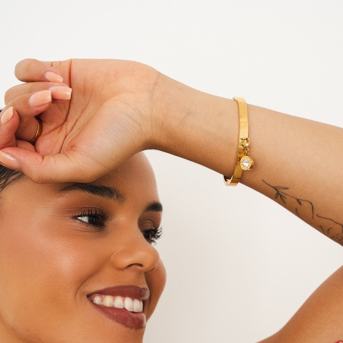 Uniq Bracelet Plated in 18K Gold