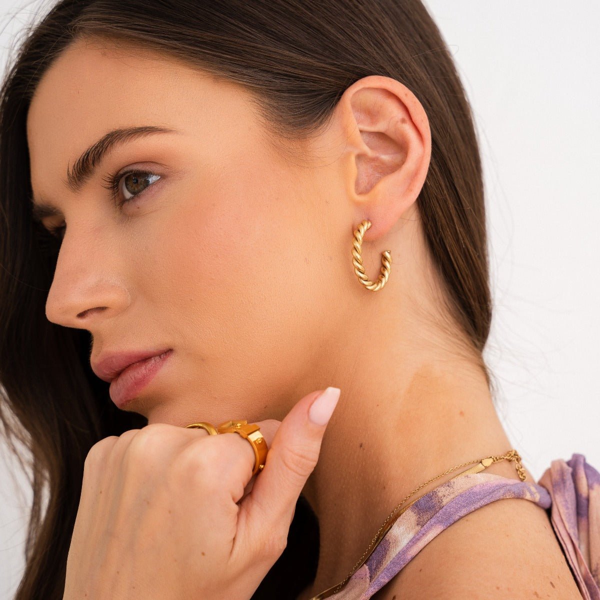 Twist Hoop Earrings Plated in 18K Gold
