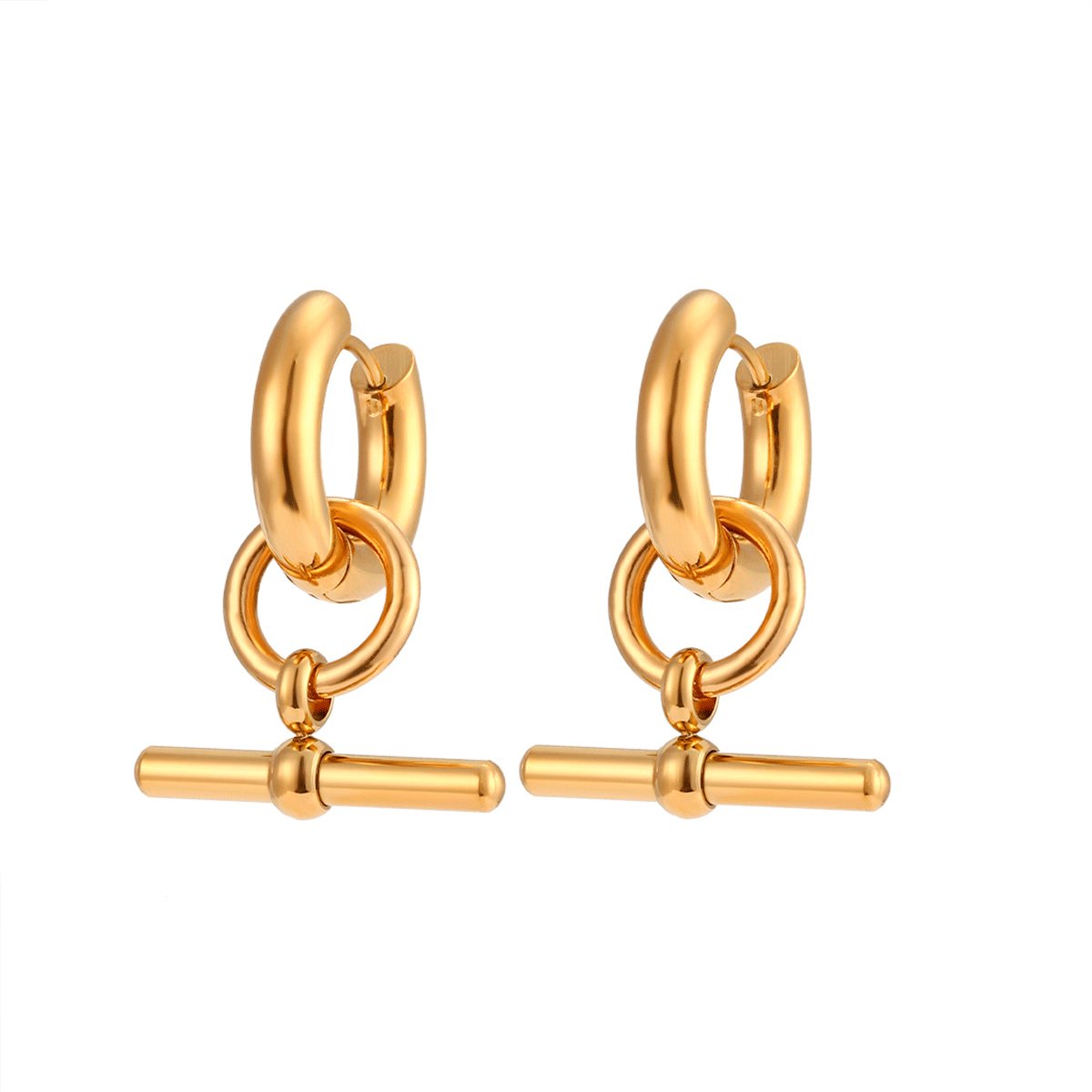 T-shaped bar earrings plated in 18k gold.