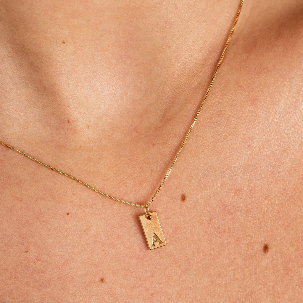 Minimalist Initial Letter Necklace Plated in 18K Gold