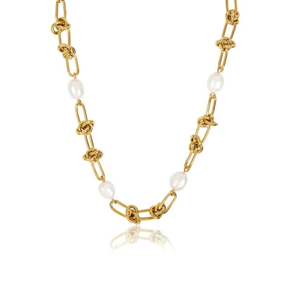 Knot and Pearl Necklace Plated in 18k Gold