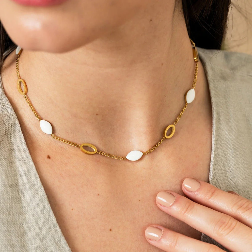 Angellica Oval Pendant Necklace, 18K Gold Plated