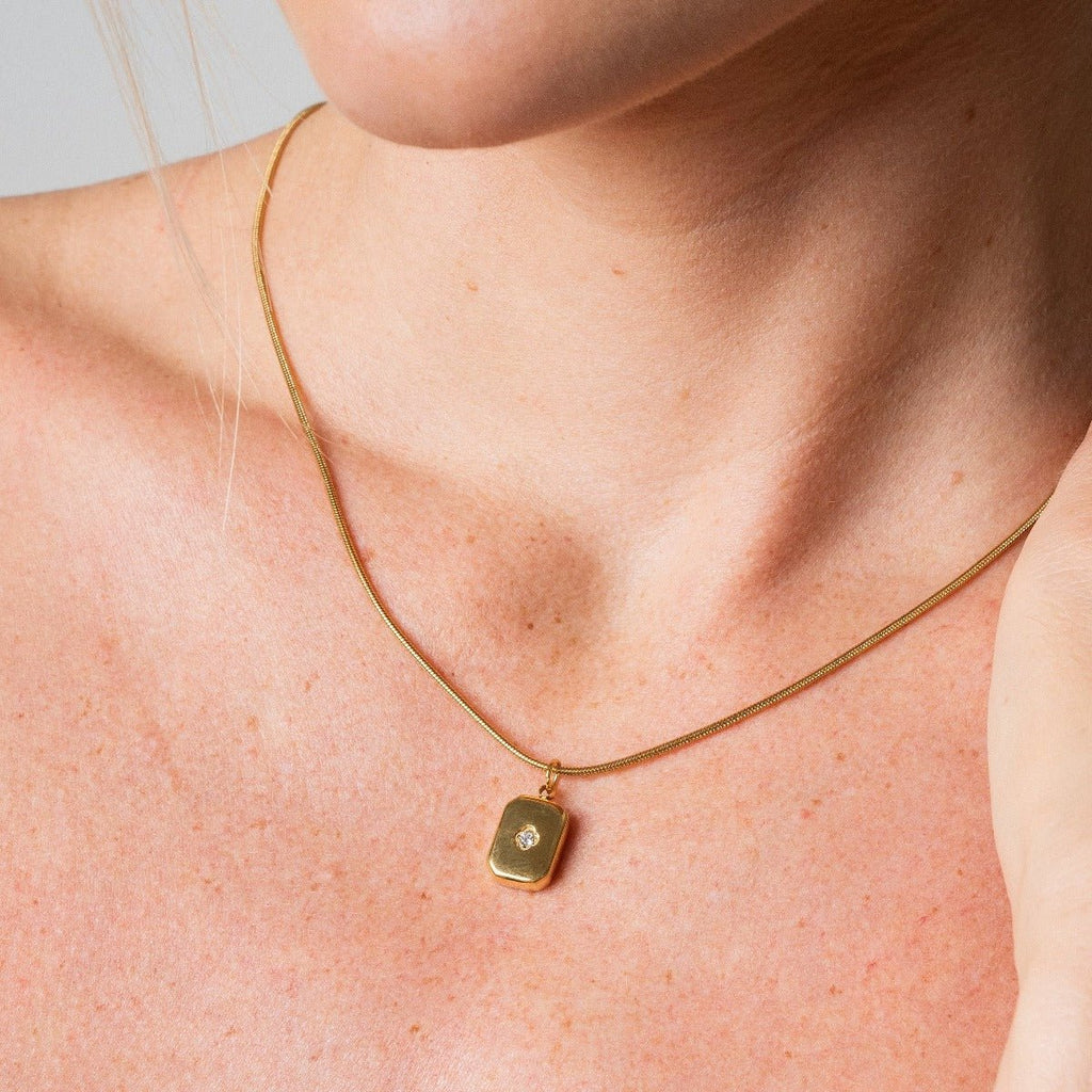 Shine Necklace with 18k Gold Plated Pendant