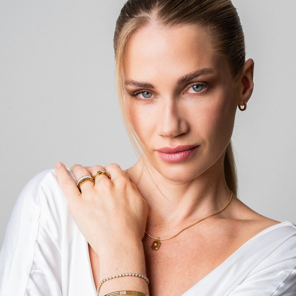 Shine Necklace with 18k Gold Plated Pendant