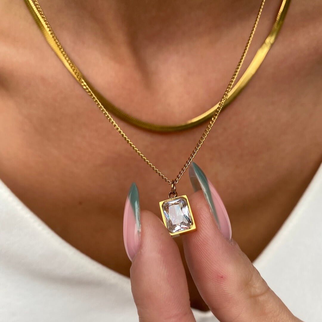 Mix Paris Necklace Plated in 18k Gold