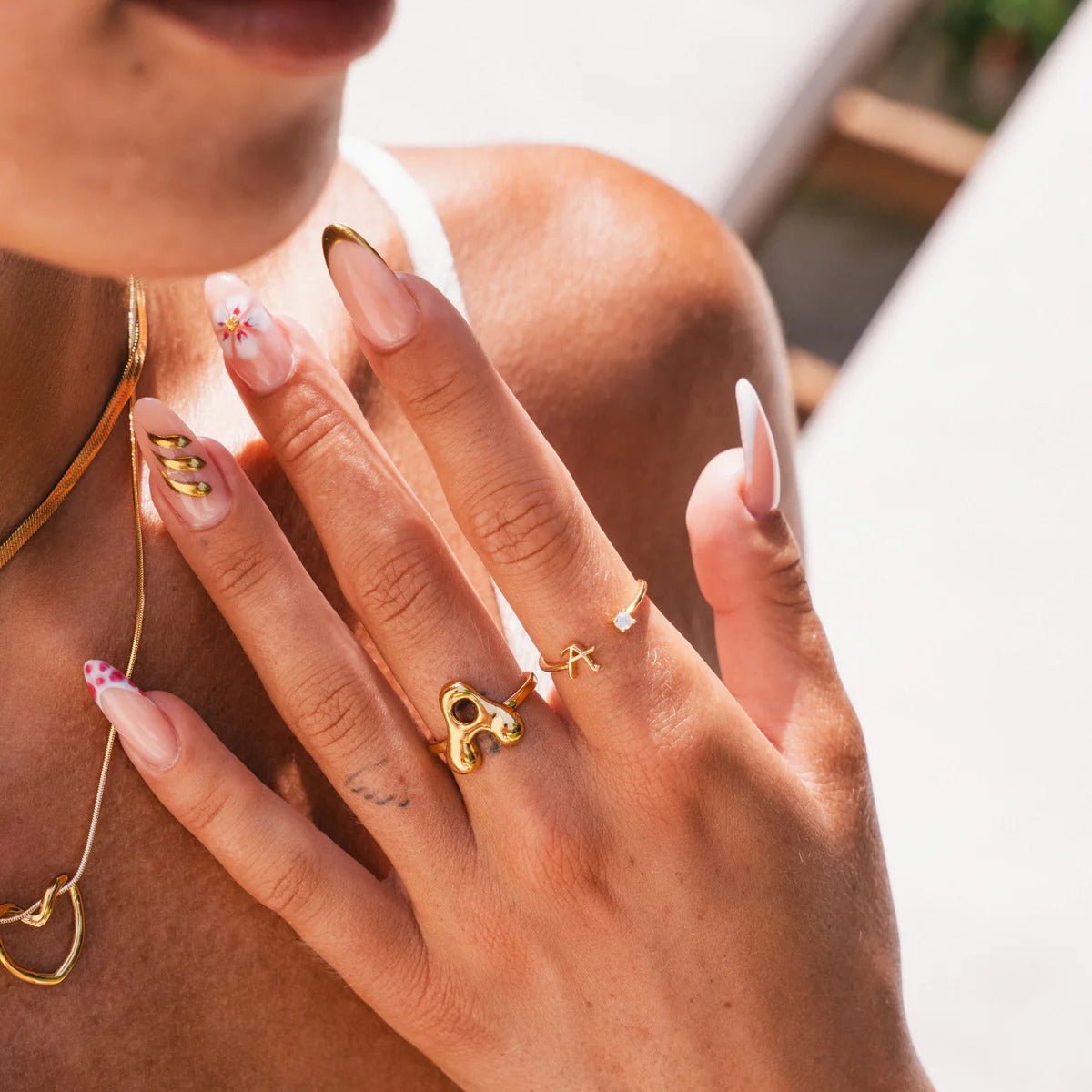 Minimalist Heart Necklace Set Plated in 18K Gold