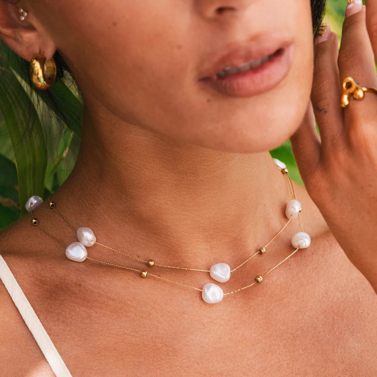 Mix of Irregular Pearl Necklaces Plated in 18K Gold