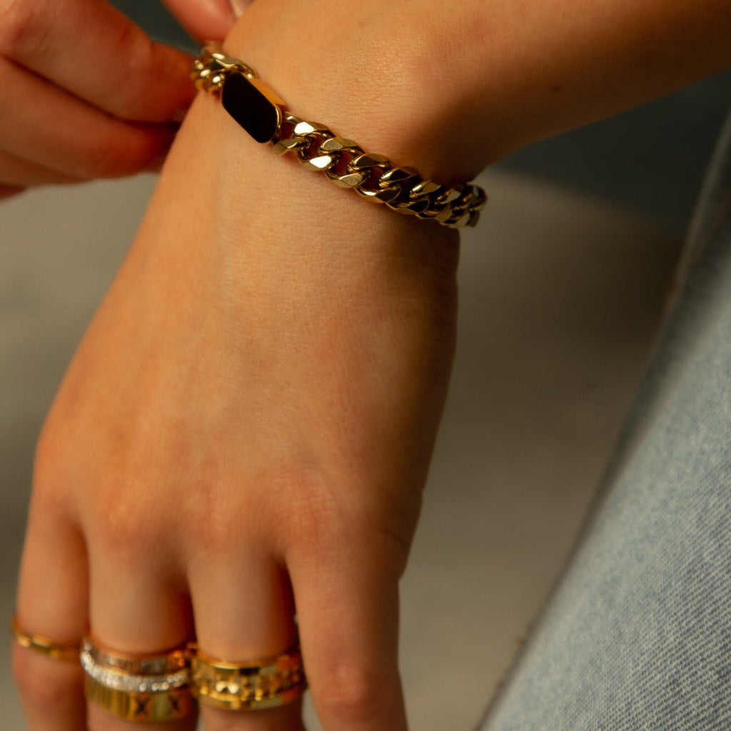 18k Gold Plated Rectangular Pendant Chain Bracelet